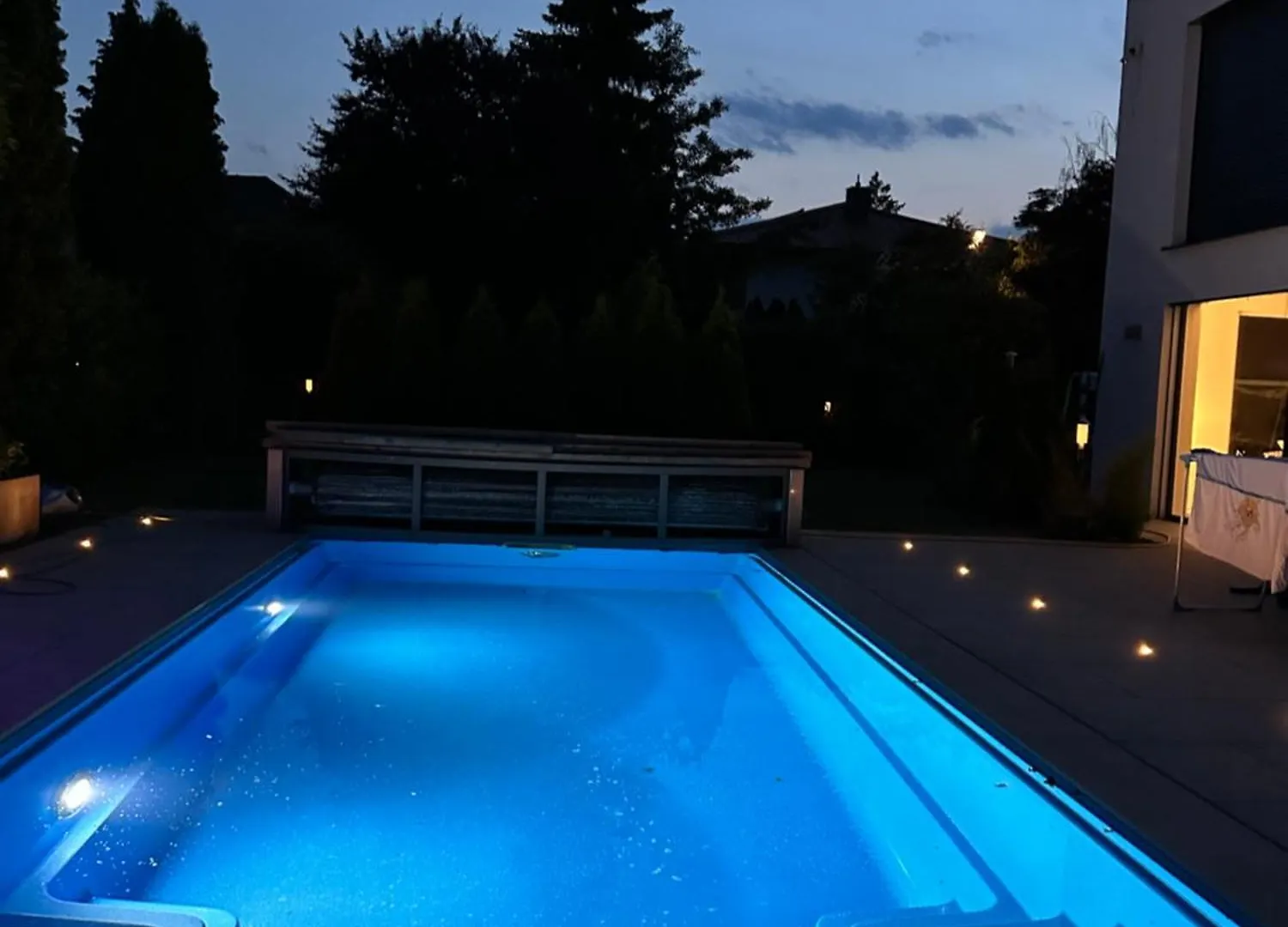 Outstanding 9 Bedroom Villa With Pool In Munich